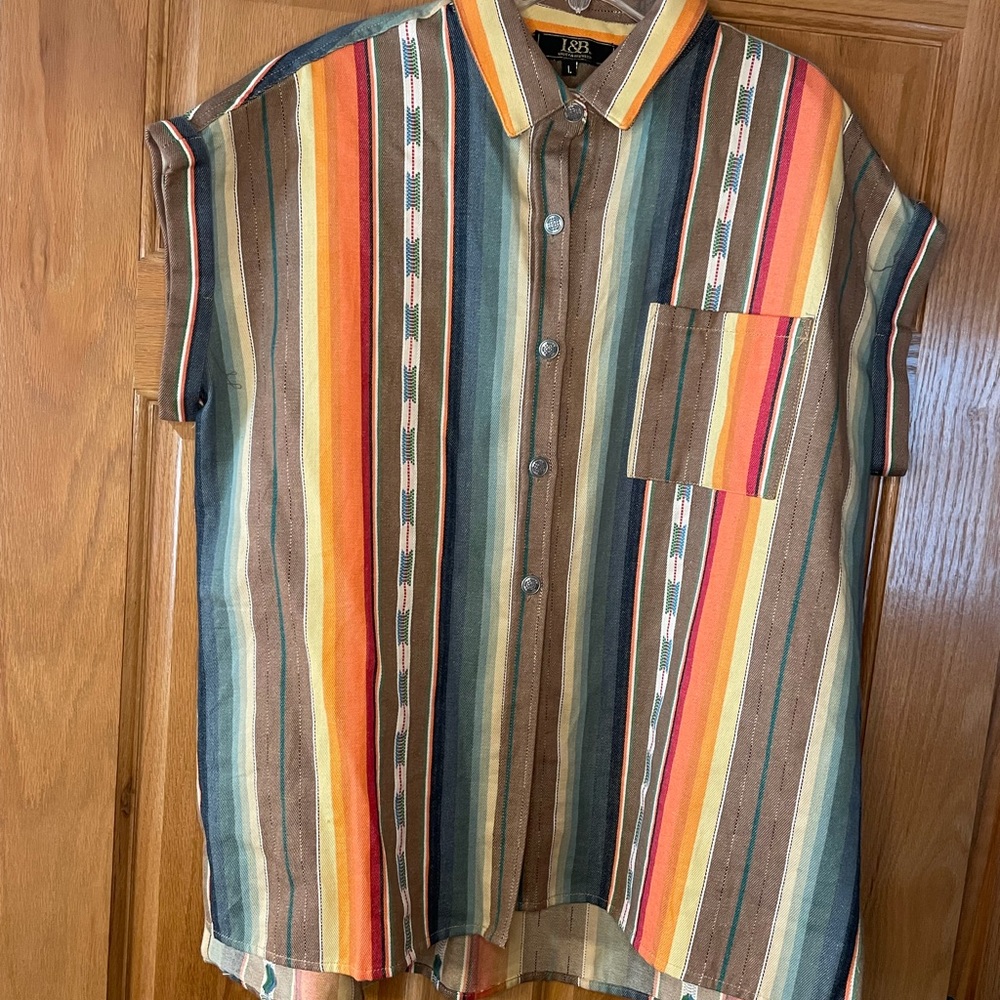 Collared serape button up blouse